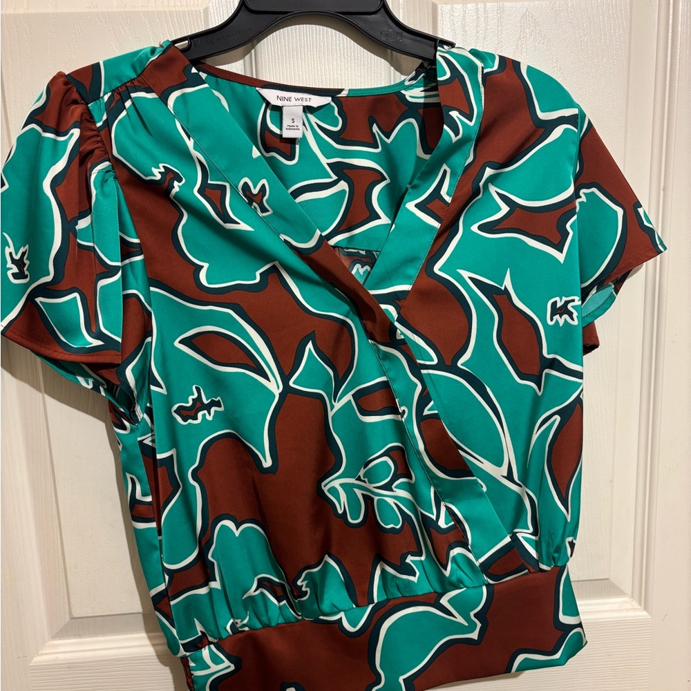 Nine West Women's Teal and Brown Floral Blouse
